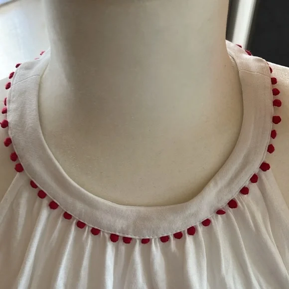 LOFT SLEEVELESS TOP SIZE SMALL - Picture 5 of 5